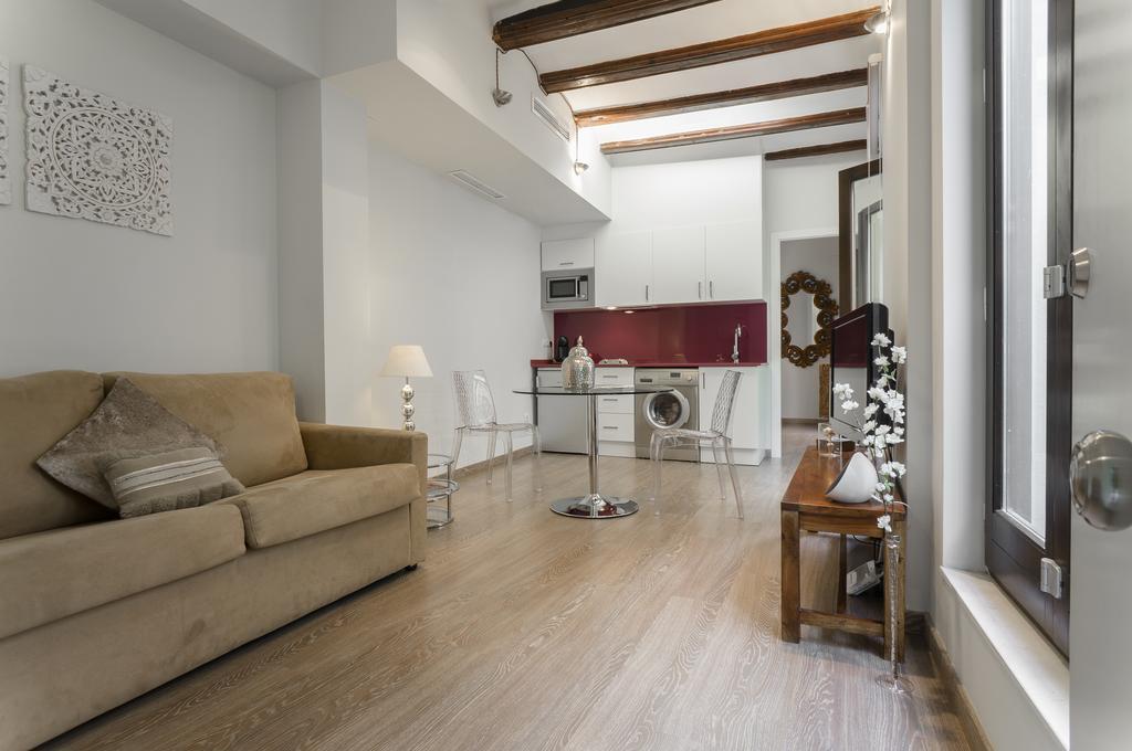 Kirei Apartment Sombrereria Valensiya Dış mekan fotoğraf