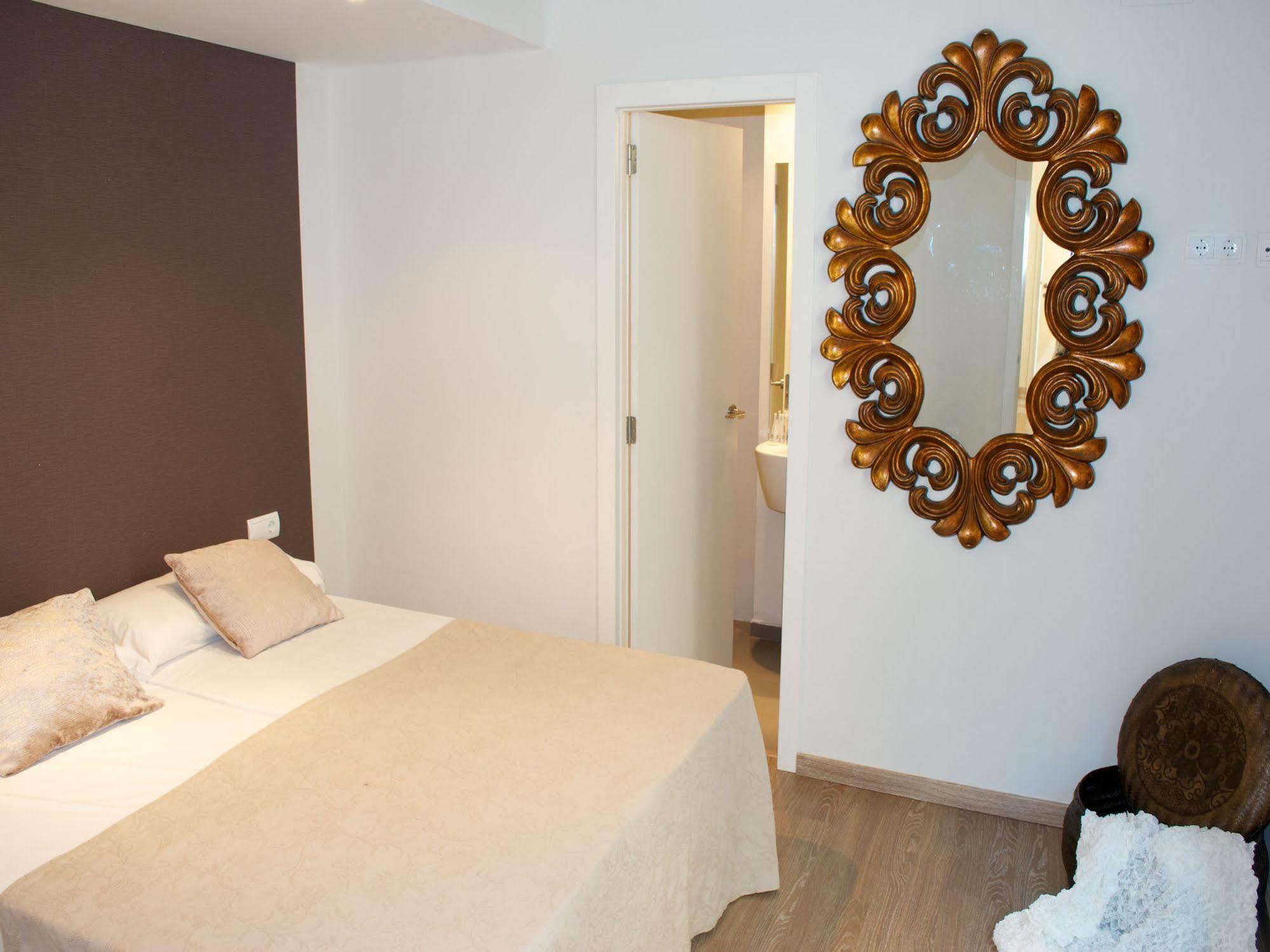 Kirei Apartment Sombrereria Valensiya Dış mekan fotoğraf